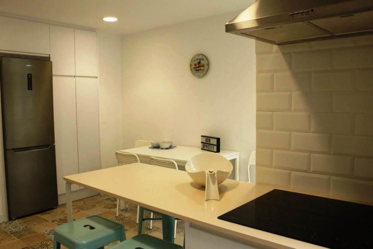 Apartament Alojamiento Frente A La Playa Gijón Zewnętrze zdjęcie