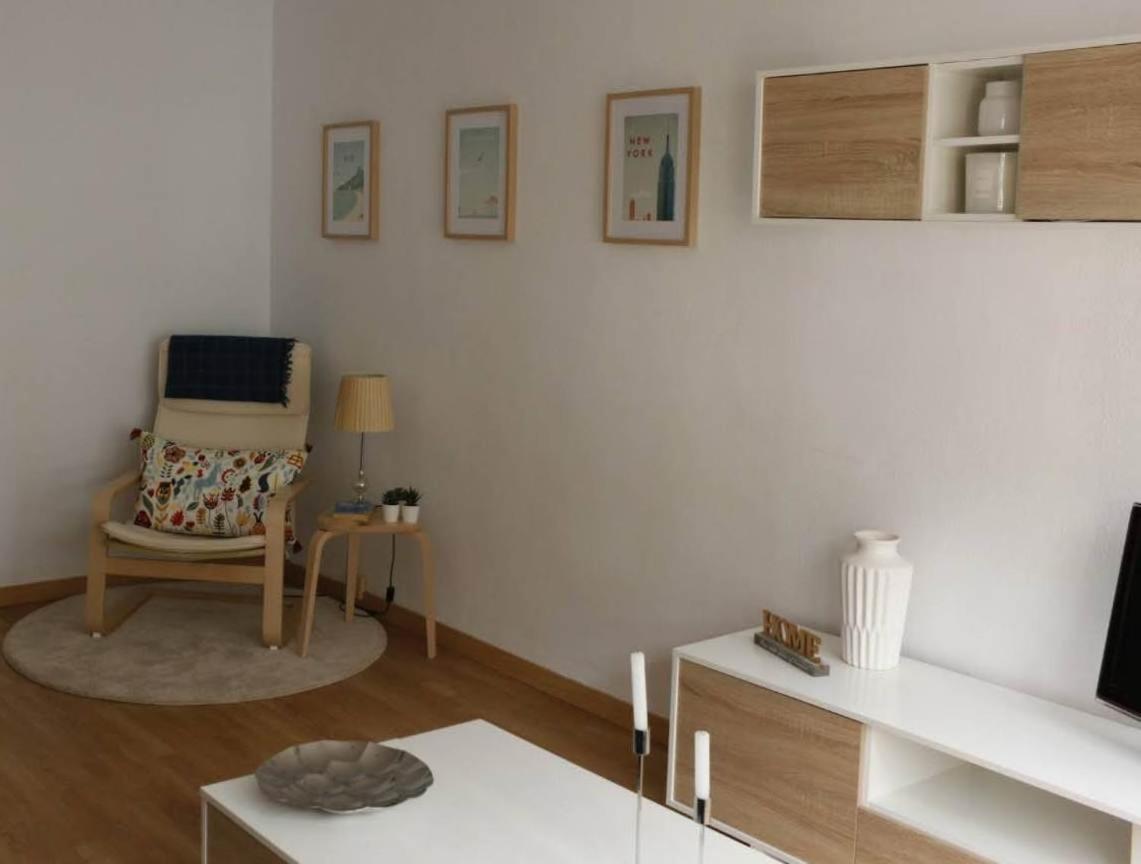 Apartament Alojamiento Frente A La Playa Gijón Zewnętrze zdjęcie